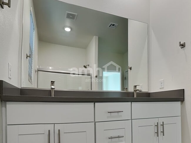 Building Photo - 5615 Lighting Hope Ct
