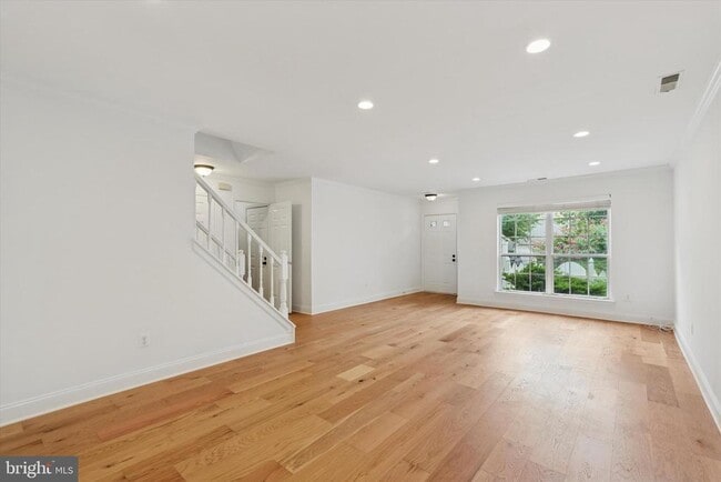 Building Photo - 235 Copper Beech Dr