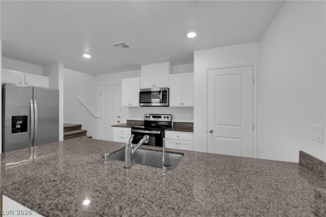 Building Photo - 1114 Scarlet Sparrow St