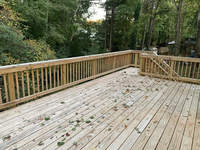 Building Photo - 924 Chapman Cir