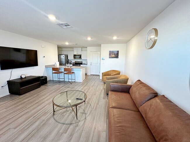 Building Photo - 1 MONTH FREE RENT* 3 BEDROOM TOWNHOUSE LOCATED IN INSPIRADA