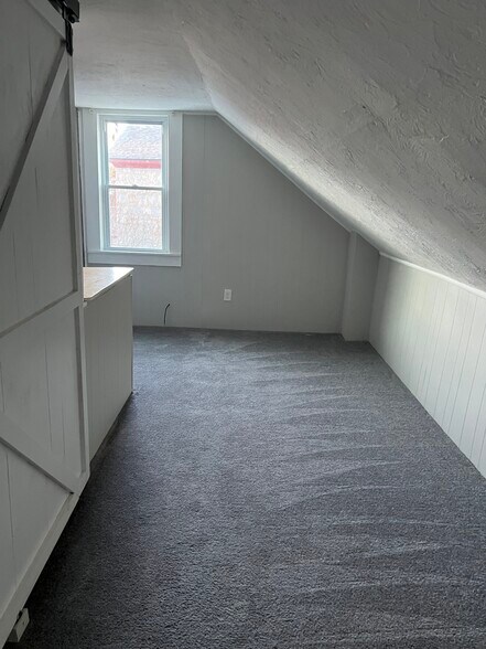 Building Photo - 54 Leicester St