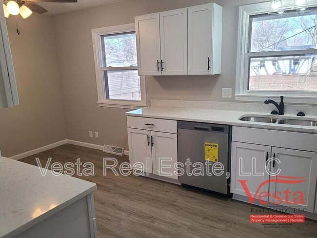 Building Photo - 1219 Rutledge Rd