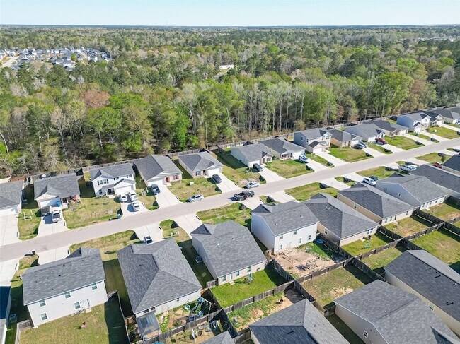 Building Photo - 15708 Del Norte Dr