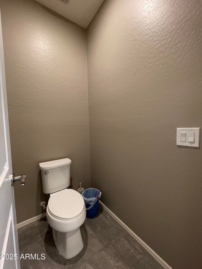 Building Photo - 22507 E Creosote Dr