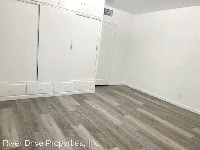 Building Photo - 3 br, 2 bath House - 530 N. Auburn Street