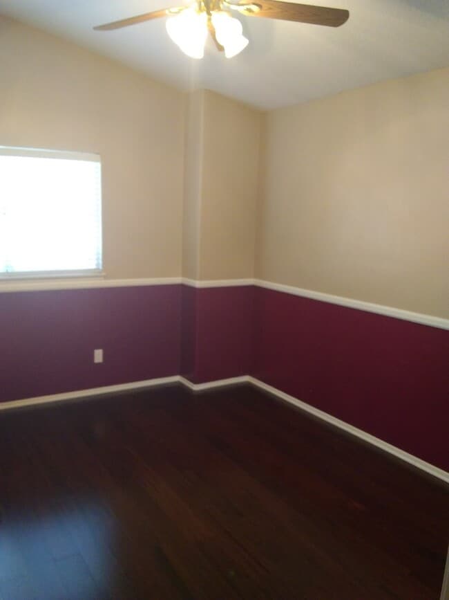 Building Photo - **COMING SOON** 3BD 2BA House in Carmel Mtn. Ranch