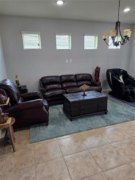 Building Photo - 576 Cantabria Dr