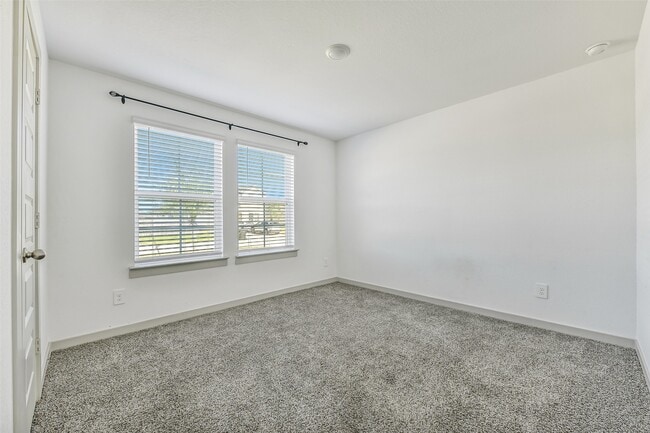 Building Photo - 1004 Great Barracuda Ln
