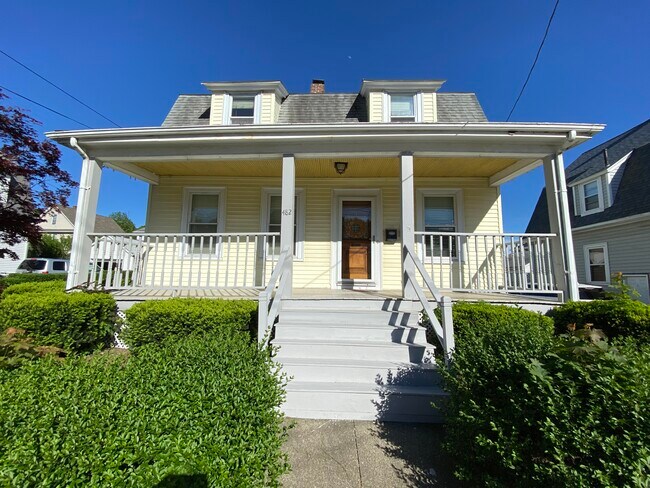 Building Photo - 482 Beale St