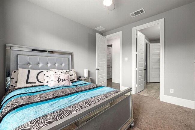 Building Photo - 16202 Coyote Run Ln
