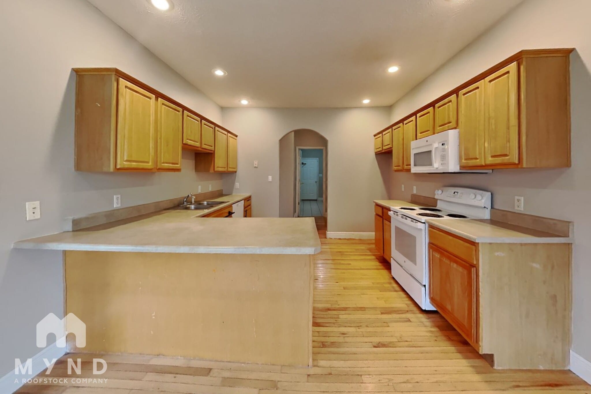 Building Photo - 5651 N 13th Ave