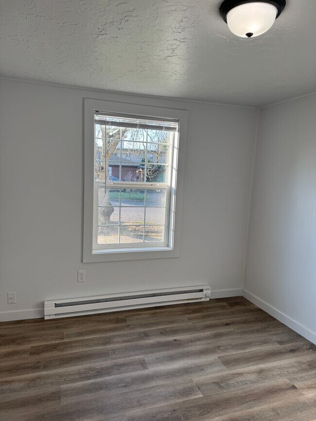 Building Photo - behe02