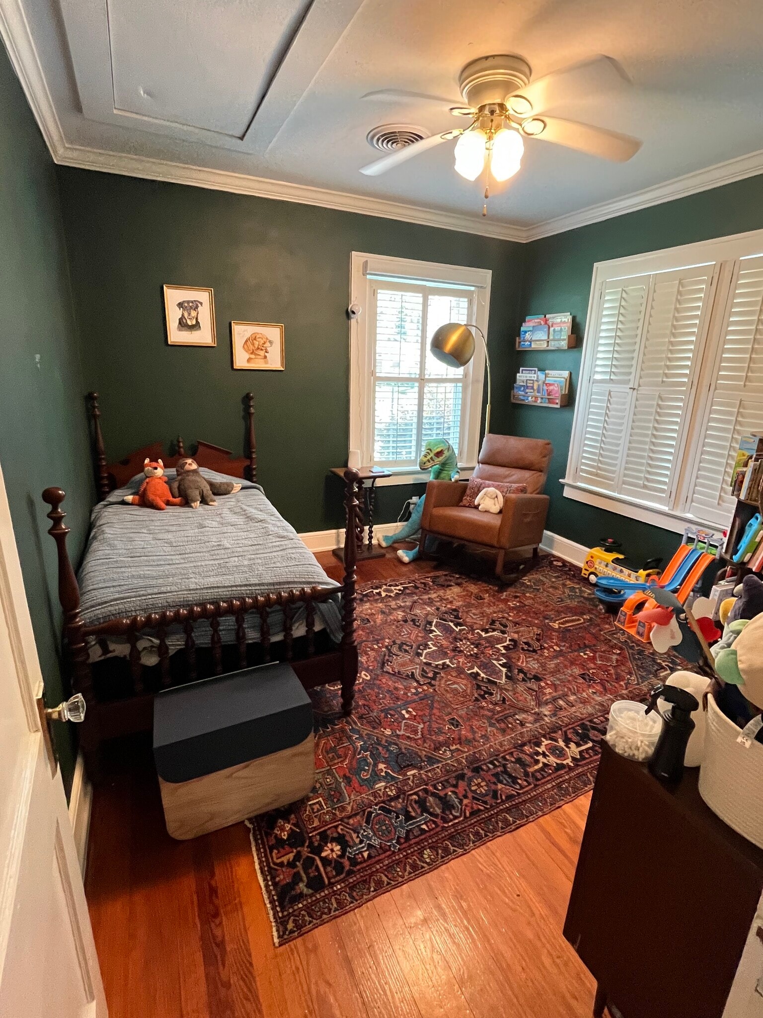 Building Photo - 718 Beard St