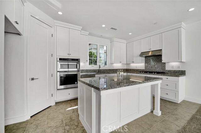Building Photo - 109 Dolci