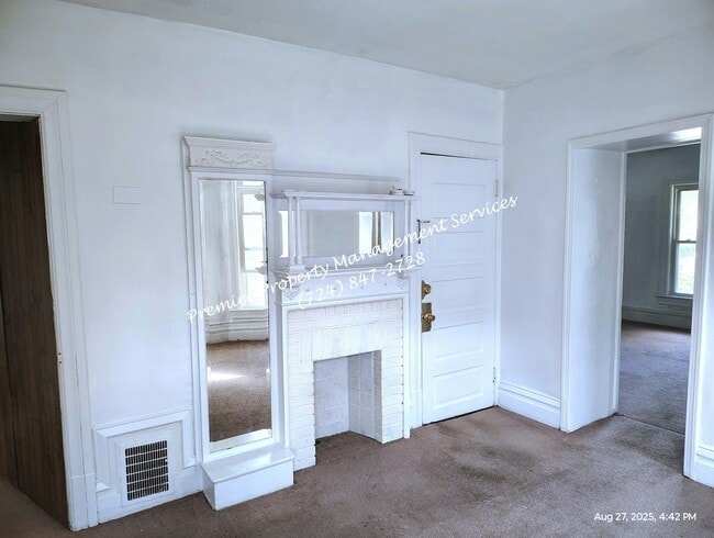 Building Photo - 1005 Highland Ave