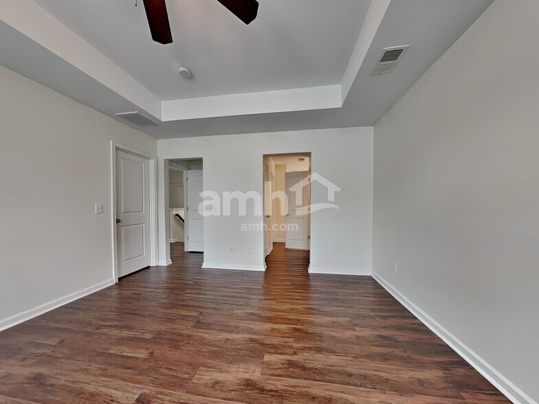 Building Photo - 103 Westover Dr
