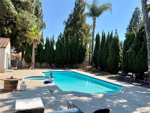 Building Photo - 10401 Garden Grove Ave