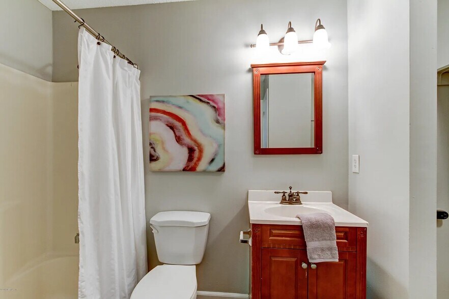 BATHROOM - 6423 Sable Woods Dr E