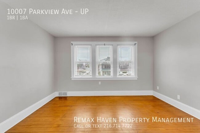 Building Photo - 10007 Parkview Ave