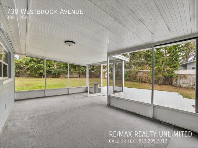 Building Photo - 738 Westbrook Ave