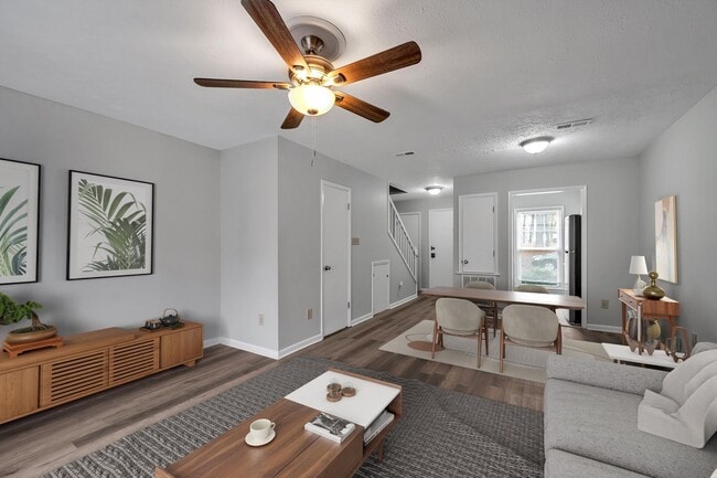 Building Photo - 528 Mill Cove