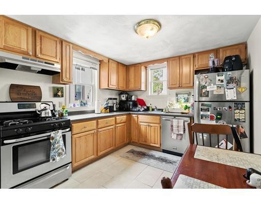 Building Photo - 18 Albion Pl