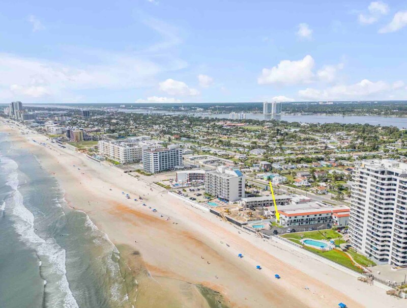 Building Photo - 1404 N Atlantic Ave