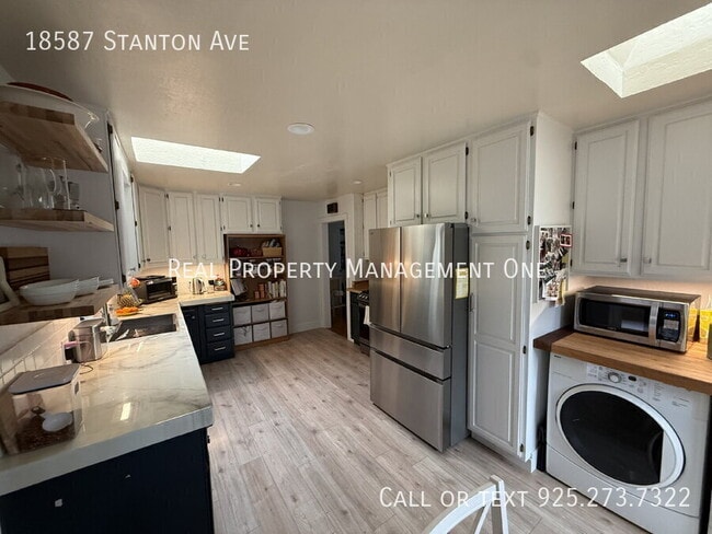 Building Photo - 18587 Stanton Ave