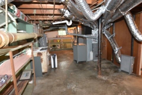 Building Photo - 2232 Old Spring Rd