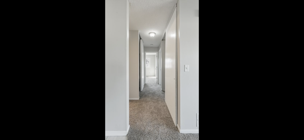 Building Photo - 6406 83rd Ct N