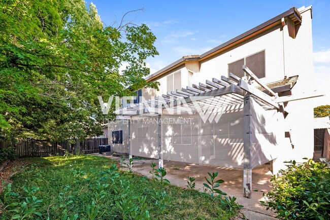 Building Photo - 8121 Gilleland Dr