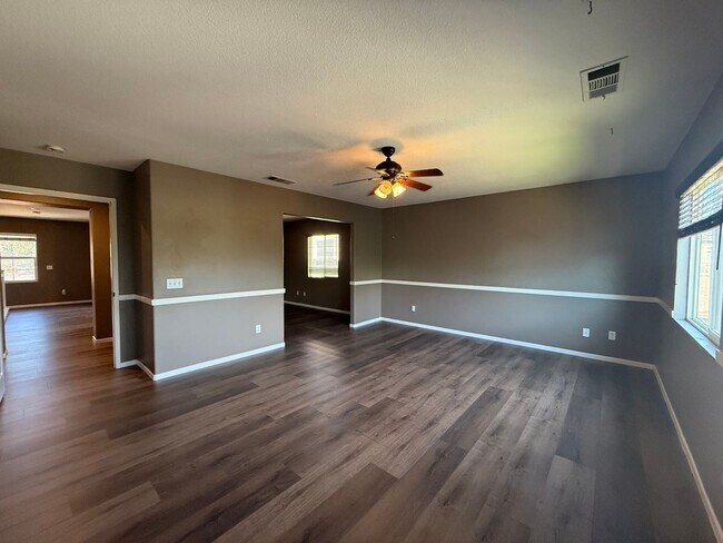 Building Photo - Beautiful Home in the Heart of Perris