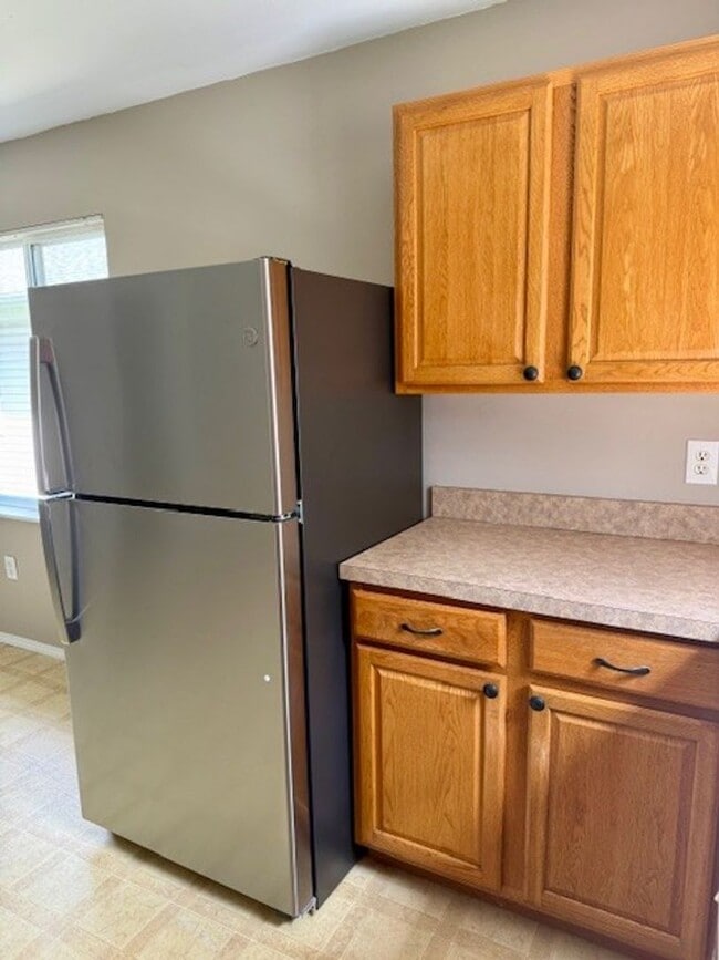 Building Photo - NEW RENTAL! Available Now