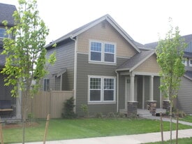 Building Photo - 313 Holland Ave