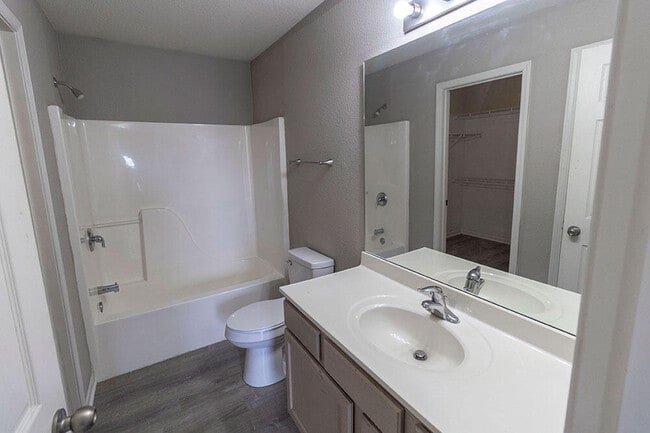 Building Photo - 3927 Snowy Owl Dr