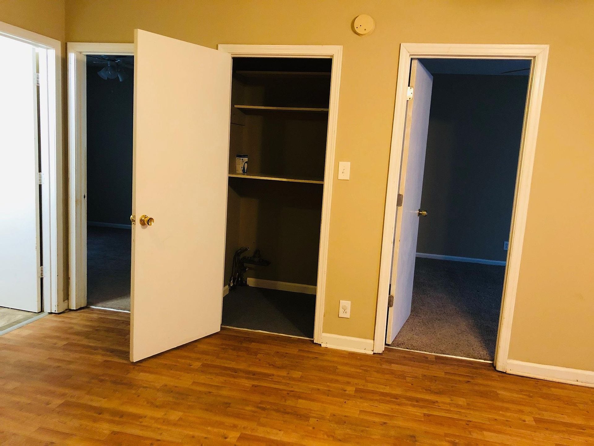 Building Photo - 506 B St