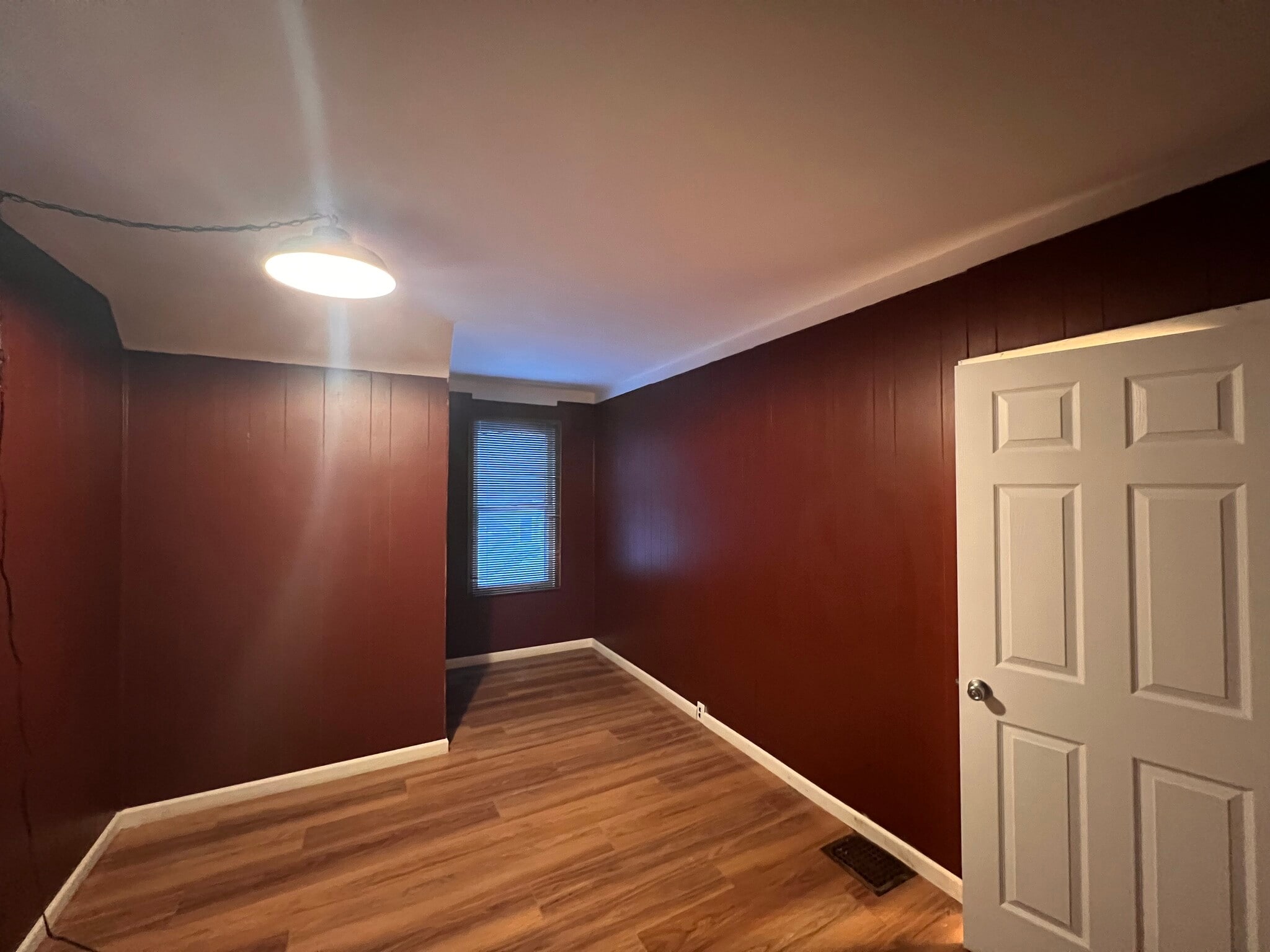 Building Photo - 2518 Hermansau St