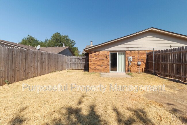 Building Photo - 930 SW 63rd St