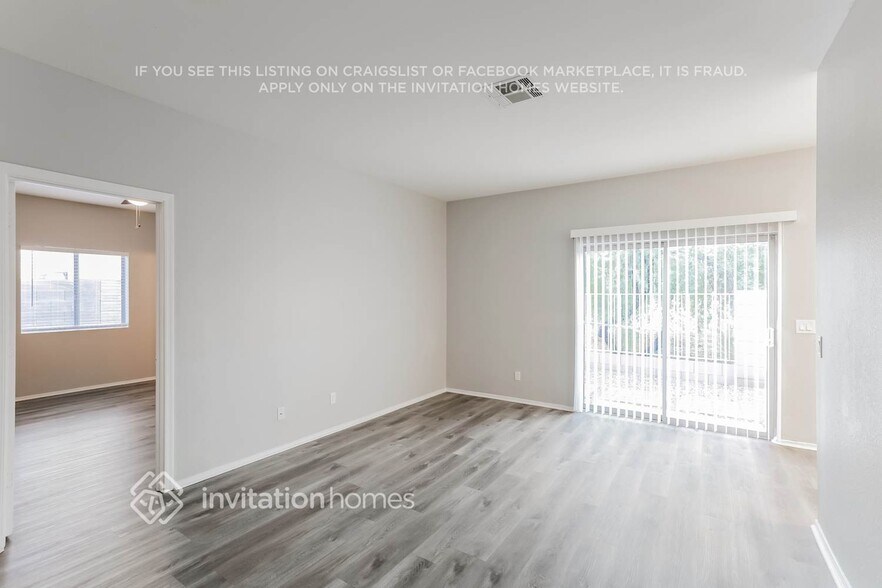 Building Photo - 833 E Minton St