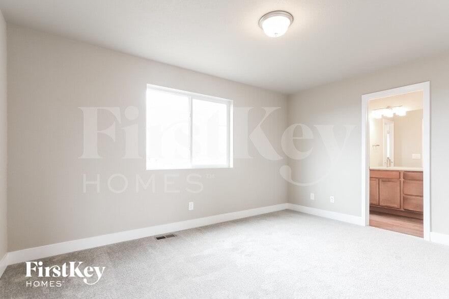 Building Photo - 10616 Horton Dr