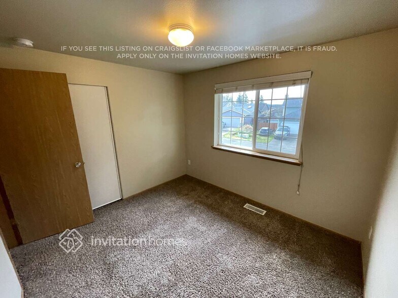 Building Photo - 11105 172nd St E