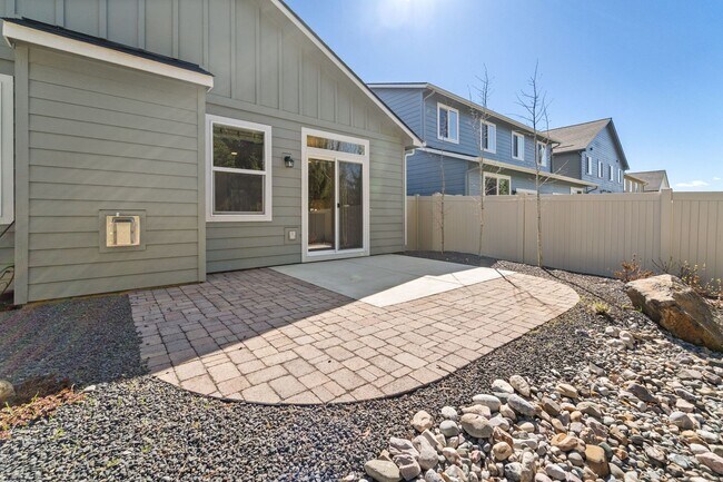 Building Photo - 8581 N Orch Ct