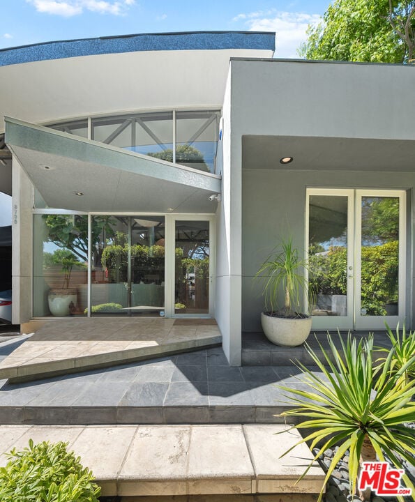 Building Photo - 8735 Dorrington Ave