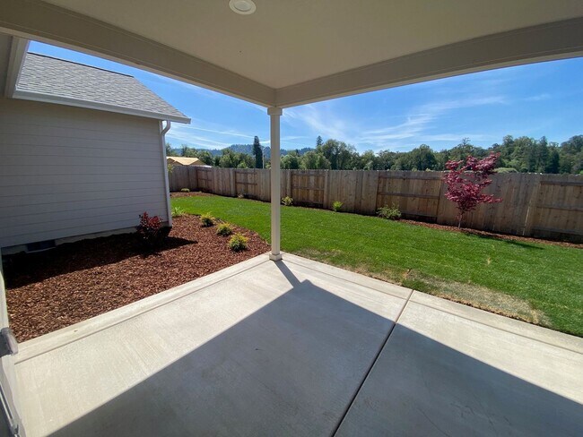 Building Photo - Brand New House in Winston! 1 Year Lease Required
