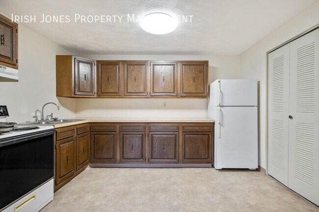 Building Photo - 9234 Niemel Dr