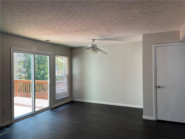 Building Photo - 3578 Kennesaw Station Dr