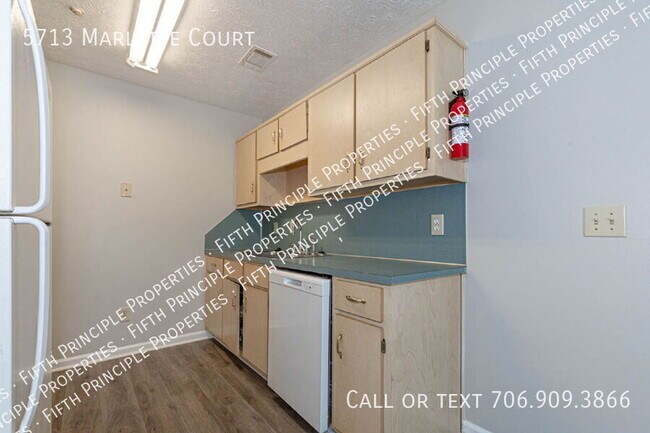 Building Photo - 5713 Marlette Ct
