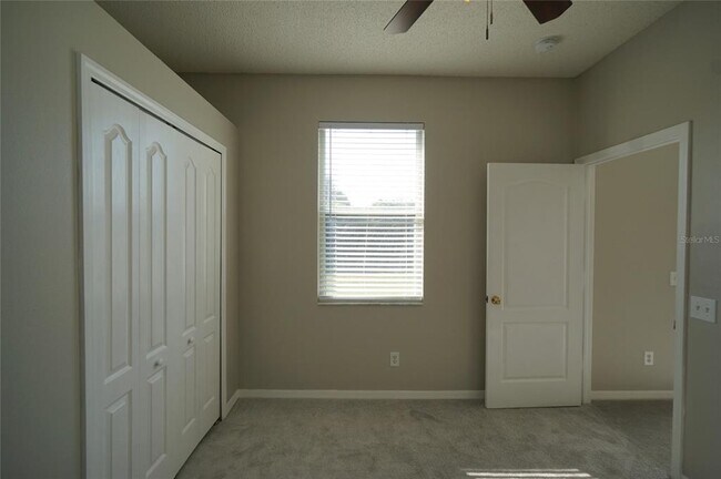 Building Photo - 10205 Goldenbrook Way