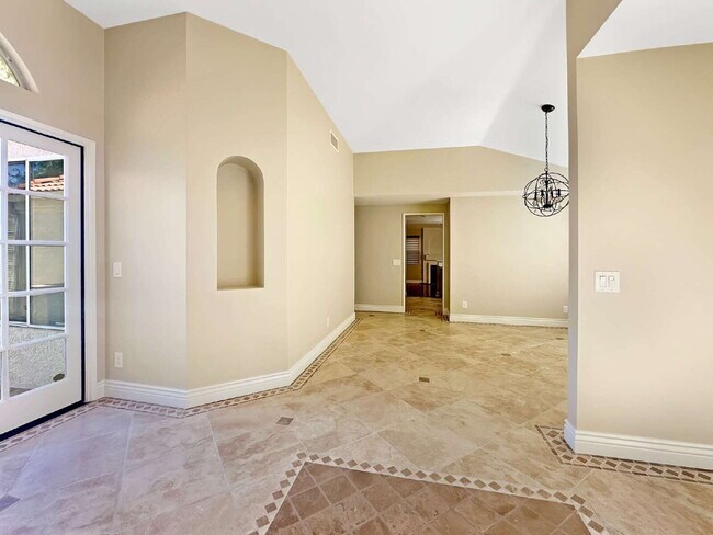 Building Photo - Welcome to this Charming Single-Story Home...